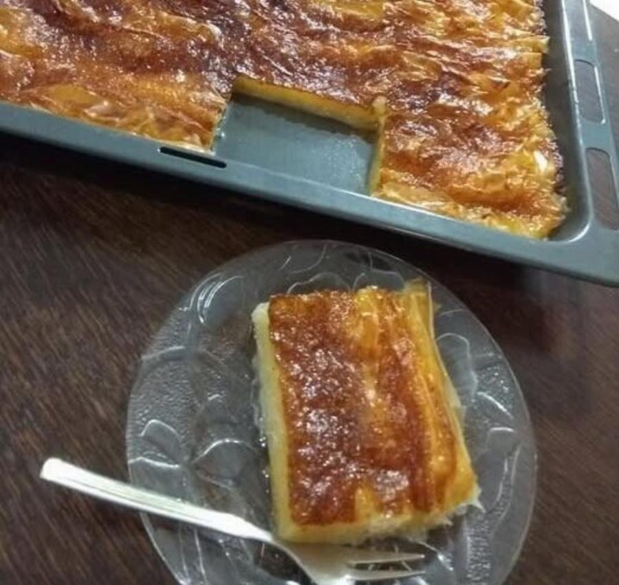 Η πιο εύκολη, ΟΙΚΟΝΟΜΙΚΗ και γλυκιά πατσαβουρόπιτα που υπάρχει είναι αυτή! Θα την λατρέψουν μικροί και μεγάλοι