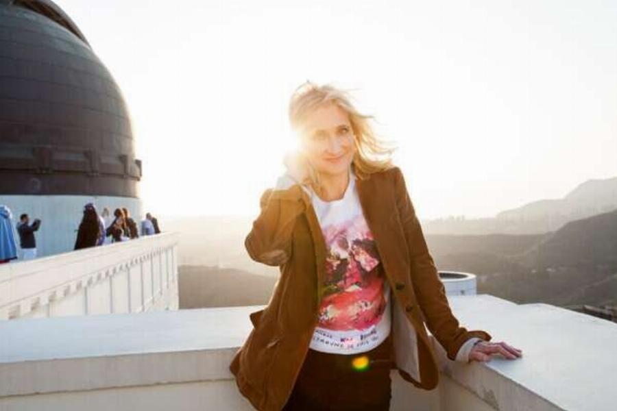 NEO ΣOK: Nεκpn γνωστή κι αγαπημένη τραγουδίστρια