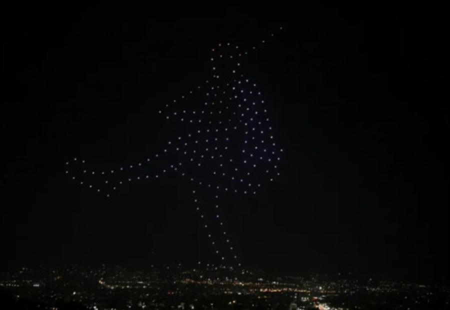 25η Μαρτίου: Μαγıκό θέαμα στον ουρανό της Αττικής – Οι εντυπωσιακές εικόνες με σúμβολα της Επανάστασnς