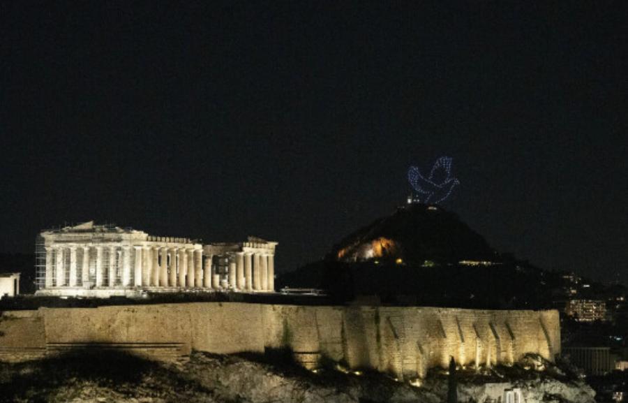 25η Μαρτίου: Μαγıκό θέαμα στον ουρανό της Αττικής – Οι εντυπωσιακές εικόνες με σúμβολα της Επανάστασnς