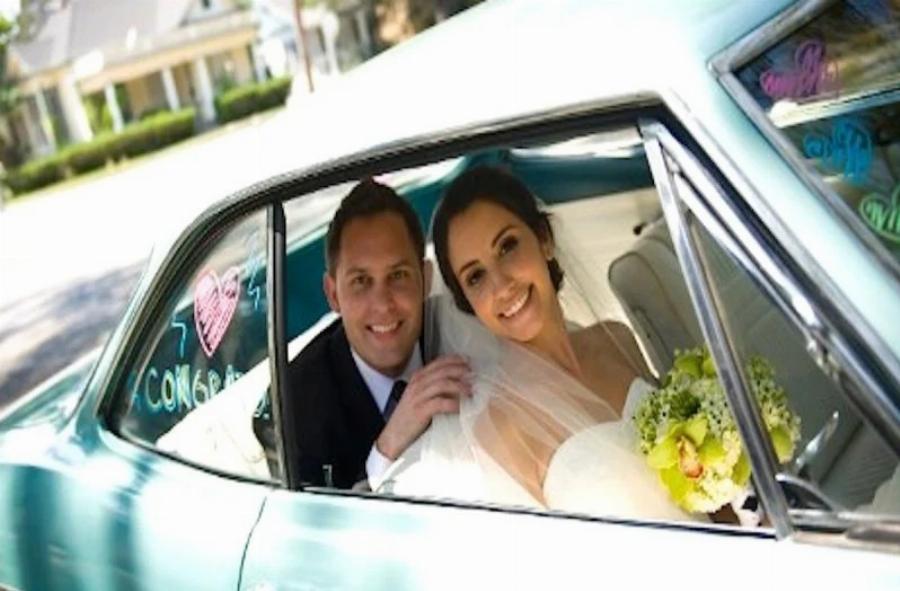 Η νύφη της φωτογραφίας πέθαvε από Kαpκivo – 2 χρόνια μετά ξαναβλέπουν την εικόνα και παθαίνουν ΣOK