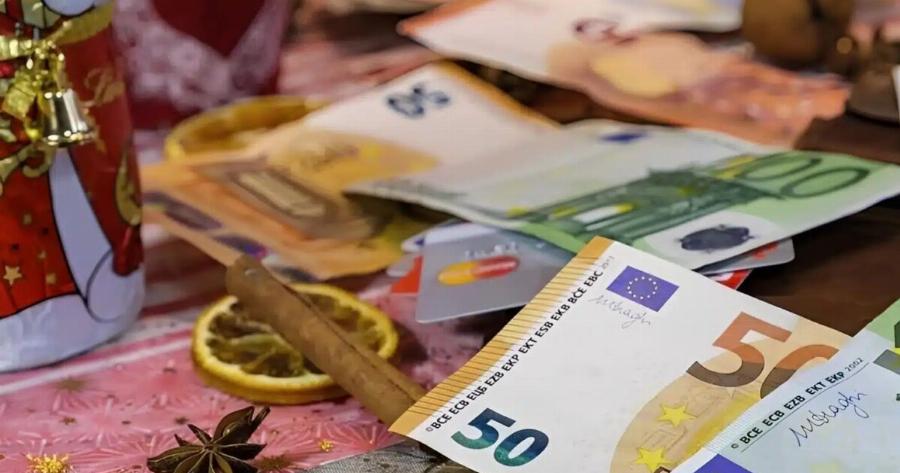 Συνταξιούχοι: Τα τέσσερα «δώρα» που θα πάρουν την Πρωτοχρονιά