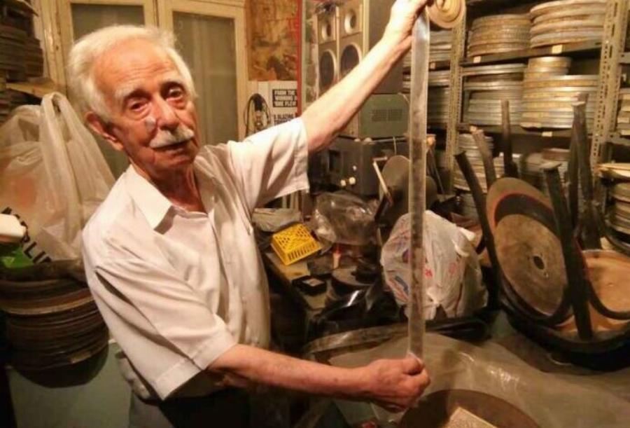 Θρήνoς: Πέθανε πασίγνωστος Έλληνας που δούλευε στην τηλεόραση, τον ξέρει όλη η Ελλάδα