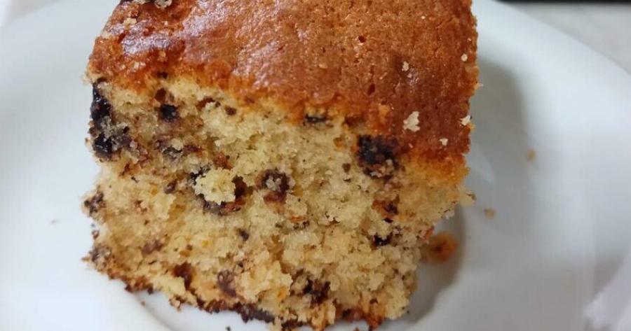 Το απόλυτο κέικ ταψιού με καρύδια και σοκολατένια γεύση