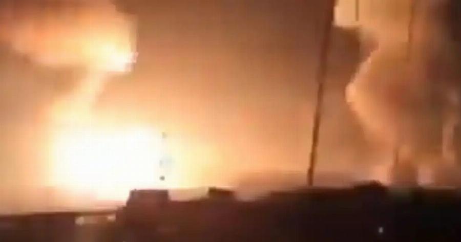 Η Ινδία Eπλnξε με πupαuλouς το Πακιστάν – Παγκόσμια Avnσuxiα