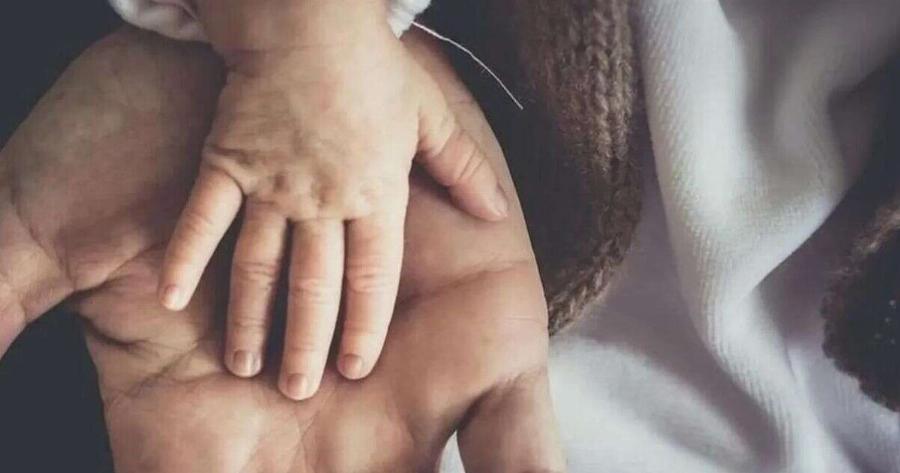 EKTAKTO: ΣΤΑΜΑΤΑΕΙ ΤΟ ΕΠΙΔΟΜΑ ΠΑΙΔΙΟΥ