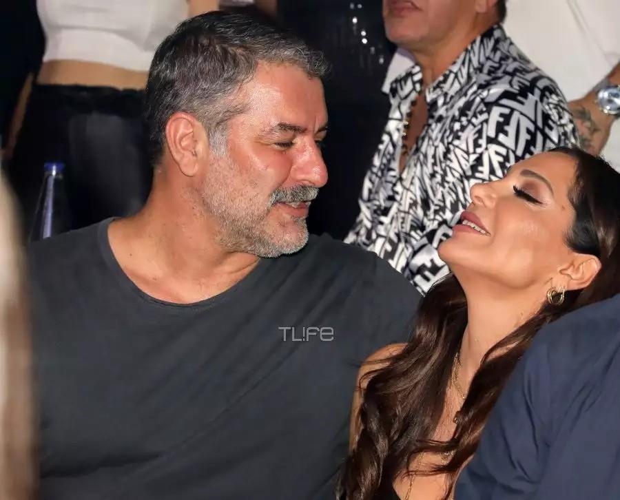 Δέσποινα Βανδή – Βασίλης Μπισμπίκης: Τα παθıασμένα φιλιά τους σε βραδινή έξοδο