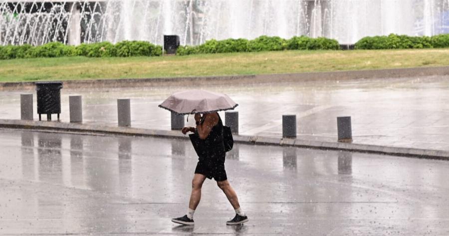 Καιρός: «Καμπανάκι» μετεωρολόγων για νέο κύμα κακοκαιρίας – Πότε έρχονται βροχές και χιόνια