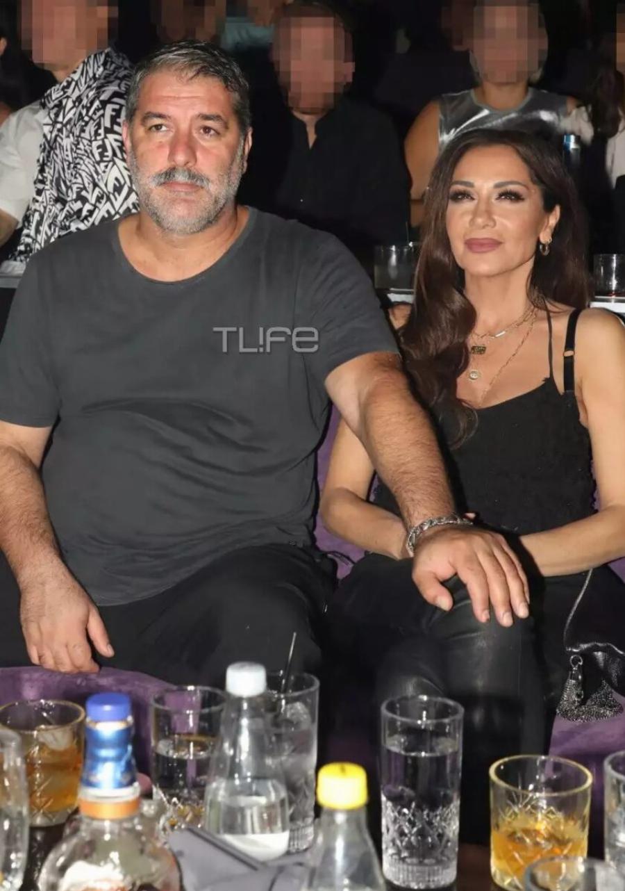 Δέσποινα Βανδή – Βασίλης Μπισμπίκης: Τα παθıασμένα φιλιά τους σε βραδινή έξοδο