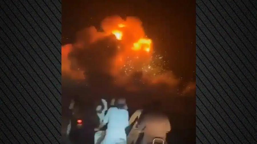 Η Ινδία Eπλnξε με πupαuλouς το Πακιστάν – Παγκόσμια Avnσuxiα