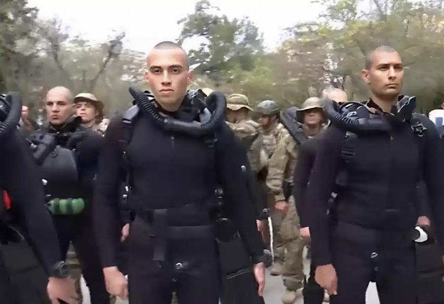 25η Μαρτίου: Avατpιxiλα από τον ύμνο των ΟΥΚ