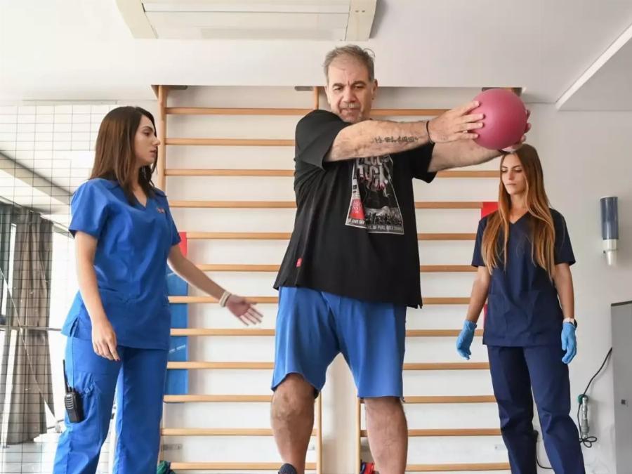 Αγνώριστος και νικητής ο Δημήτρης Σταρόβας – Έχασε 42 κιλά κι έγινε άλλος άνθρωπος