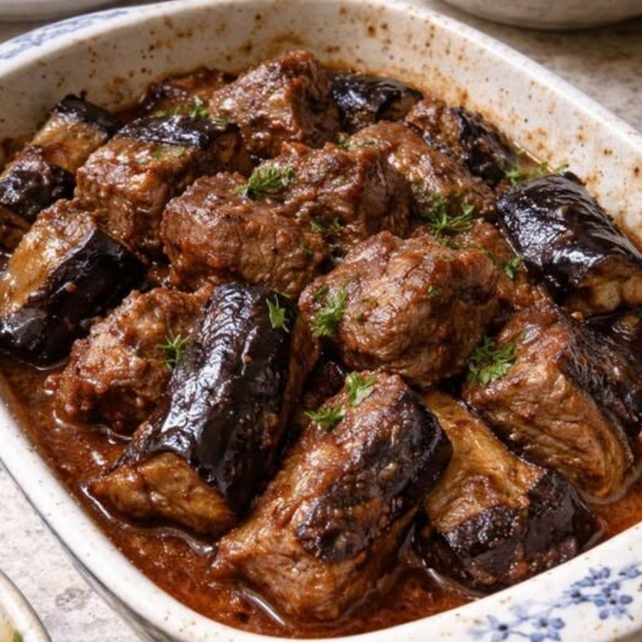 Μοσχάρι με μελιτζάνες στο φούρνο – λιώνει στο στόμα
