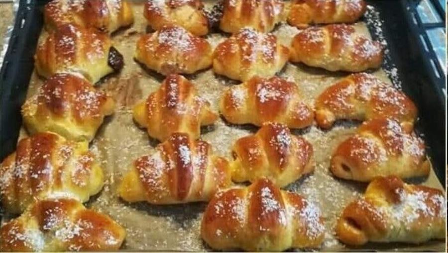 Τα πιο αφράτα κρουασάν που θα φτιάξεις ποτέ