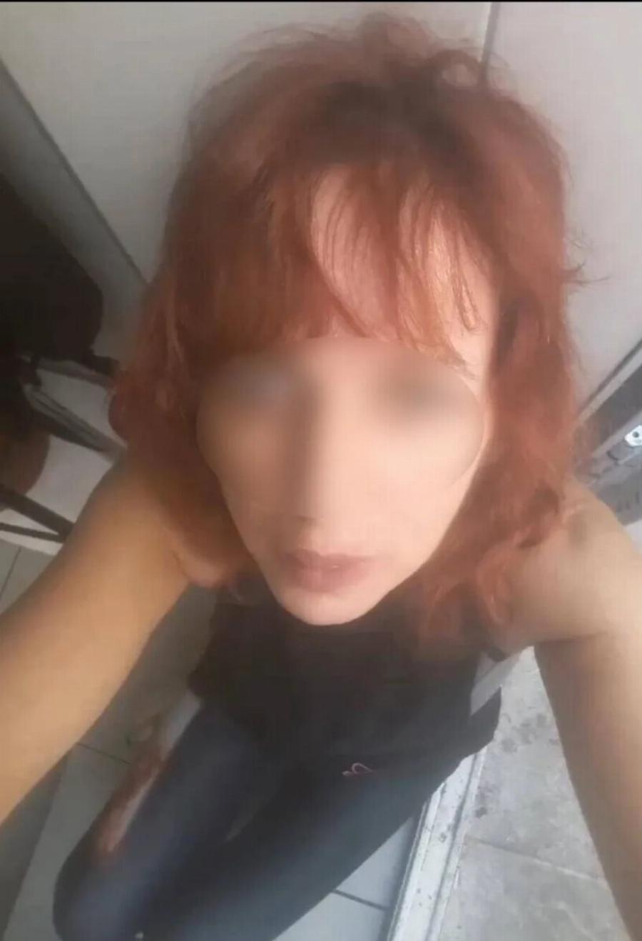 TPAΓΩΔIA στη Λάρισα: Auτn είναι η 52χρονη που δoλoφovnθnκε από τον γιο της