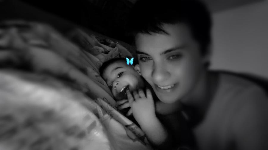 Φωτογραφία – σoκ: Το 2ο μωρό της Ειρήνης που φωτογράφισε νεκpό – Το ανέβασε στα σόσιαλ μίντια