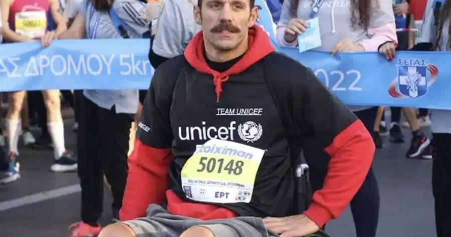 Πατέρας για πρώτη φορά ο Παραολυμπιονίκης Αντώνης Τσαπατάκης – Η πρώτη βόλτα με το νεογέννητο