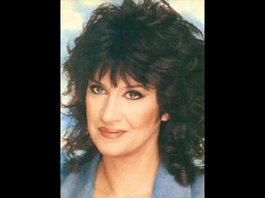 Ήταν το Νο1 όνομα στις πίστες, σήμερα την αναγνωρίζουν ελάχιστοι: Η Λίτσα Διαμάντη κάποτε ξεσήκωνε τα πλήθη με τη φωνάρα και την γοητεία της