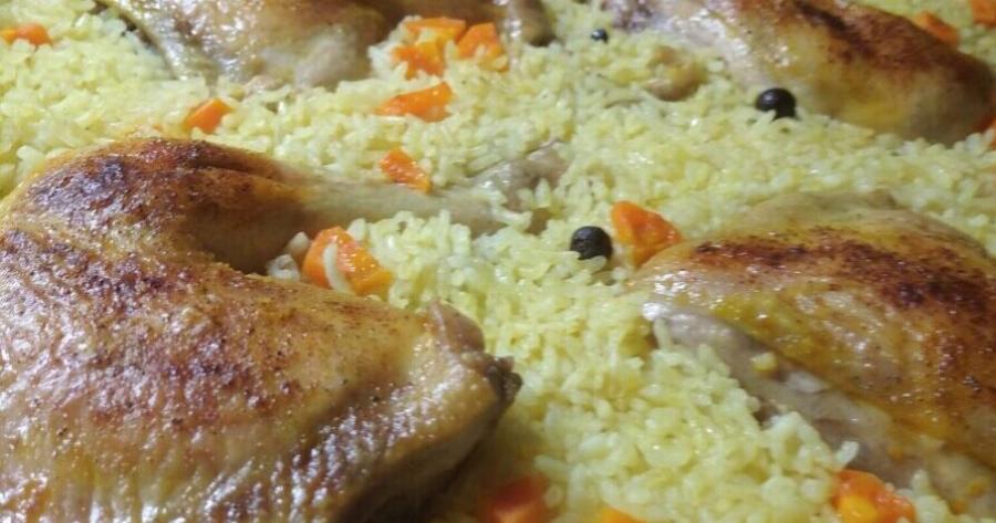 Εύκολο κοτόπουλο φούρνου με ρύζι – σκέτη νοστιμιά