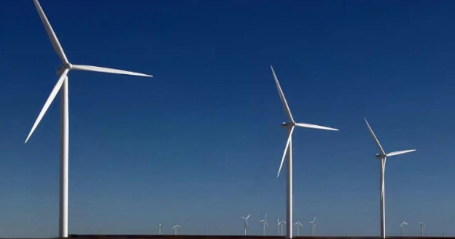 Πράσινο φως για τις πλωτές ανεμογεννήτριες σε Κρήτη, Γυάρο και άλλες 14 περιοχές
