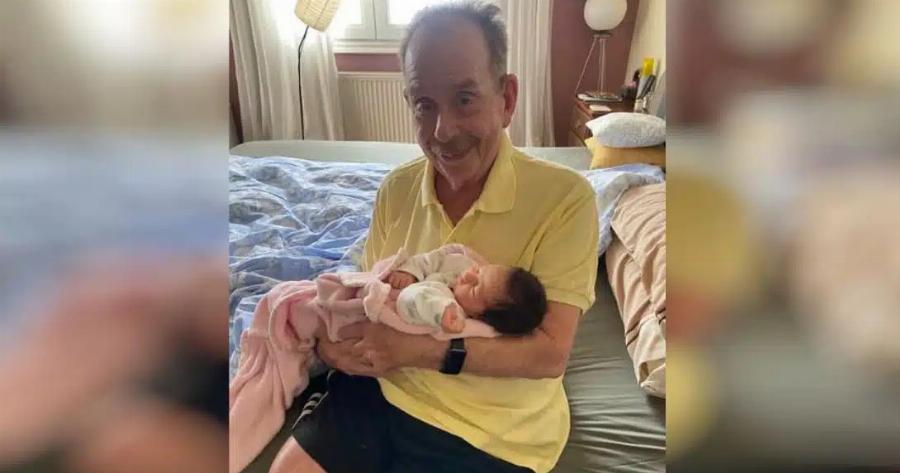 Παππούς για 4η φορά ο Ηλίας Μαμαλάκης – Η φωτογραφία αγκαλιά με την εγγονή του