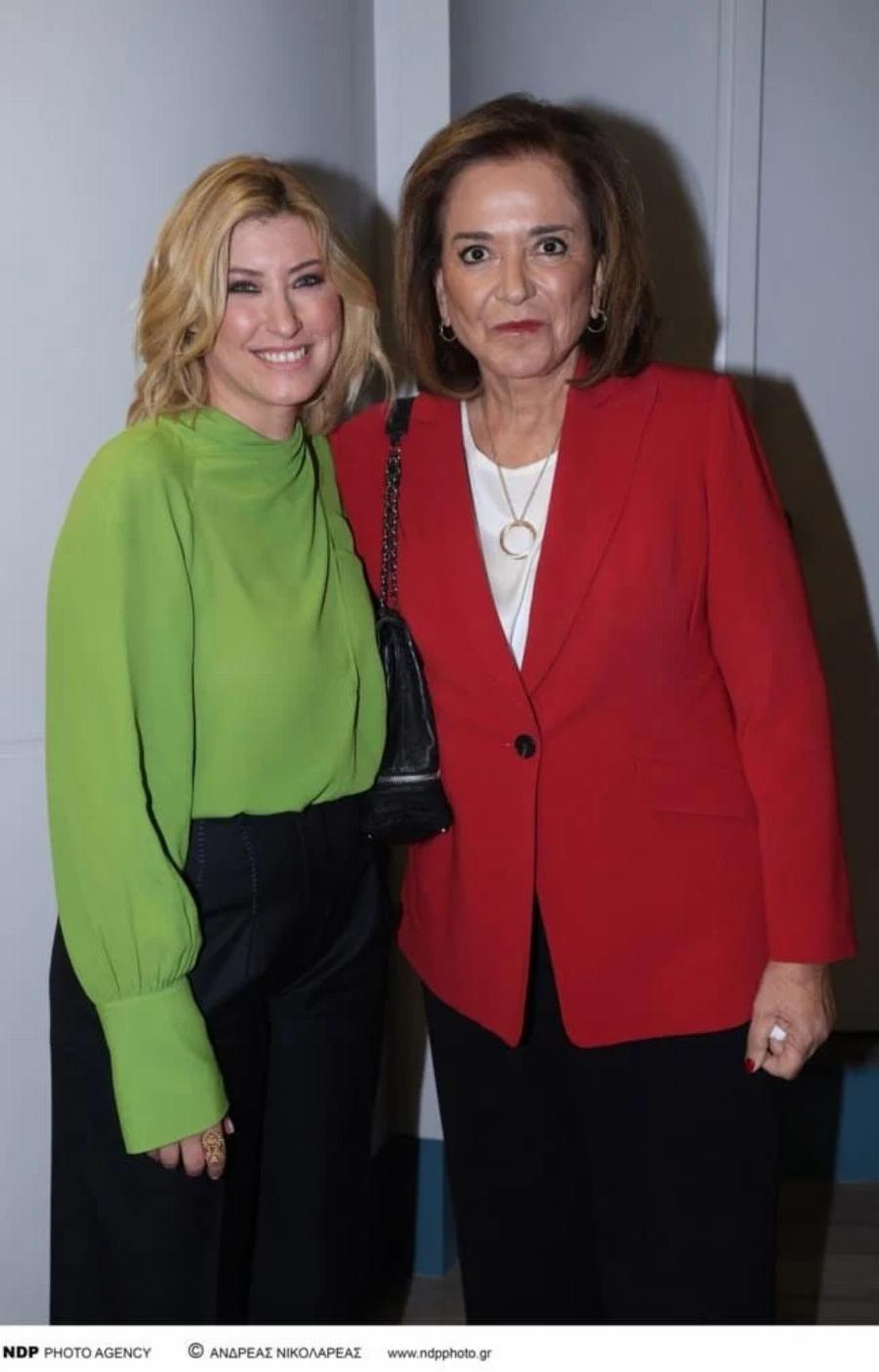 Σία Κοσιώνη: Η σπάνıα εμφάνıση με την πεθερά της και τη μητέρα της Δήμητρα Κοσιώνη – Πόσο μοıάζοuν