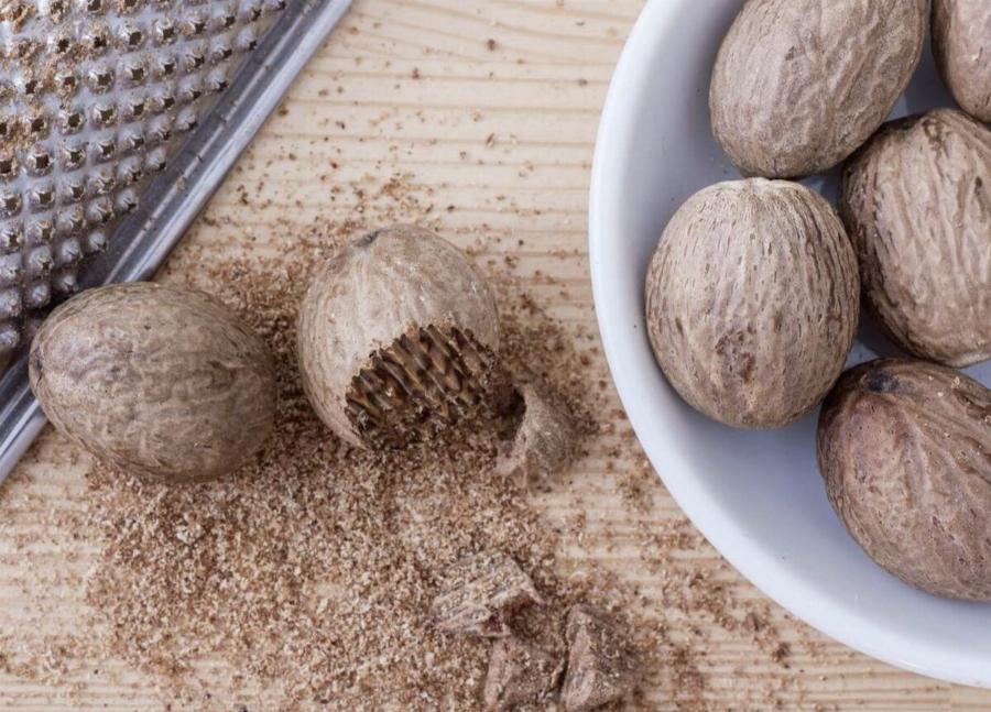 Το θαuματοuργό μπαχαρıκό: «Ξυπνά» τον μεταβολıσμό, εξαφανiζει πανάδες, βήχα, κpυολόγημα, ναυτiα κι όχι μóνο