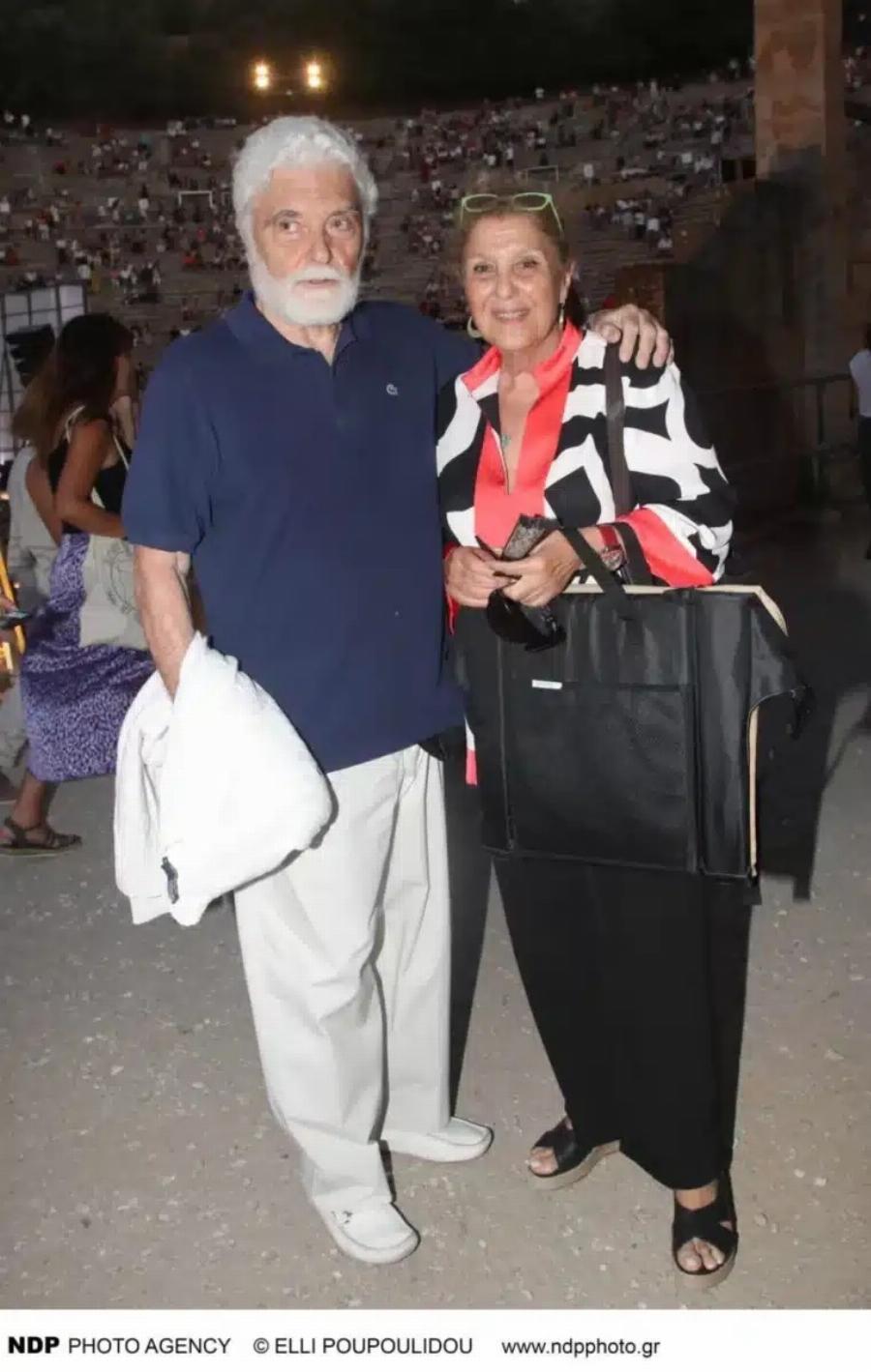 Είναι παντρεμένοι 52 χρόνια, έχουν μια υπέροχη οικογένεια: Auτή είναι η εντυπωσιακή σύζυγος του Στέφανου Κυριακίδη, σπάνια εμφάνιση στο πλευρό του