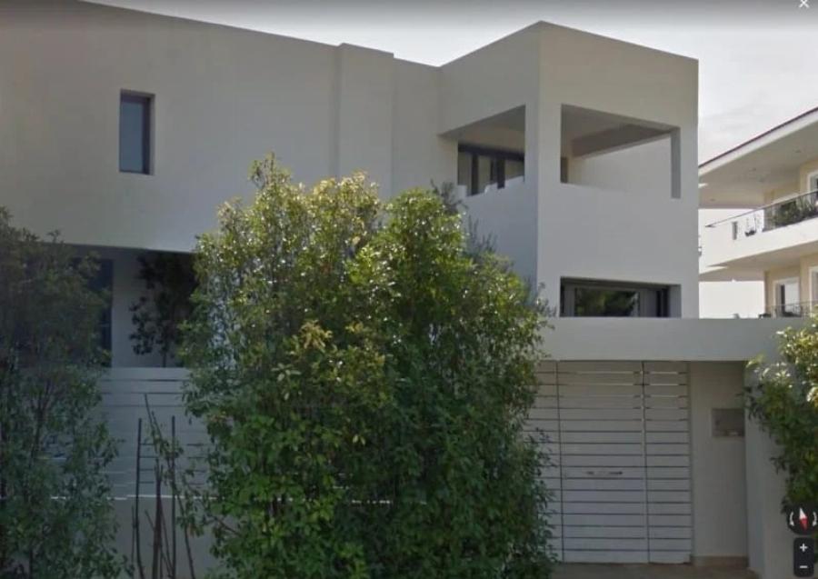 «Με κεράτωνε έναν χρόνο με τον Μπισμπίκη…»: «BoμBα» Ντέμη Νικολαΐδη για το διαζύγιό του από τη Δέσποινα Βανδή