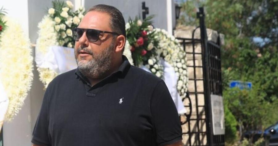 Σε πλειστηριασμό το σπίτι πασίγνωστου Έλληνα τραγουδιστή