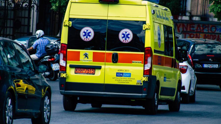 ΣOK ΜΕ 4ΧΡΟΝΟ ΚΟΡΙΤΣΑΚΙ ΣΤΗΝ ΠΑΤΡΑ