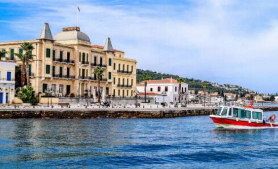 Θρίλερ στις Σπέτσες – Πως βρέθηκε νεκρός στο Παλιό Λιμάνι