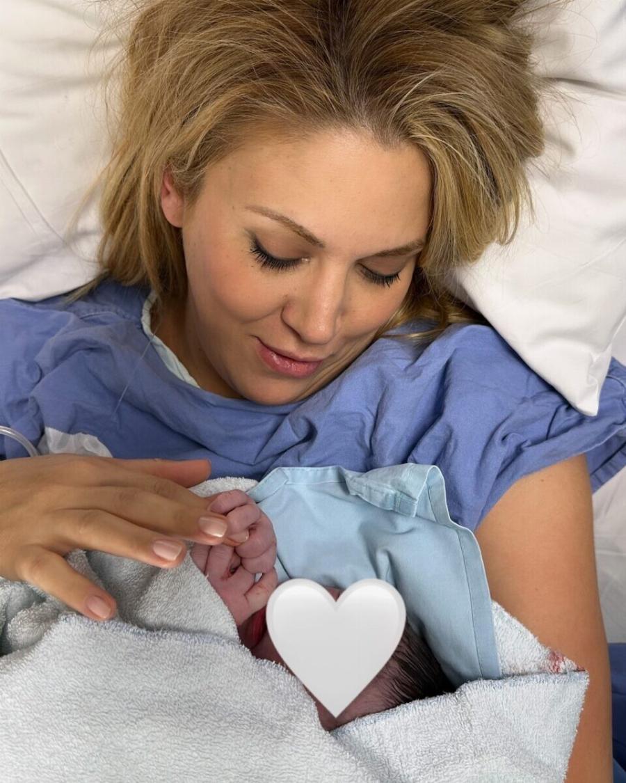 Φωτεινή Πετρογιάννη: Οι πρώτες φωτό με το νεογέννητο μωρό της! «Γιε μου, παιδί μου, ήλιε μου!»