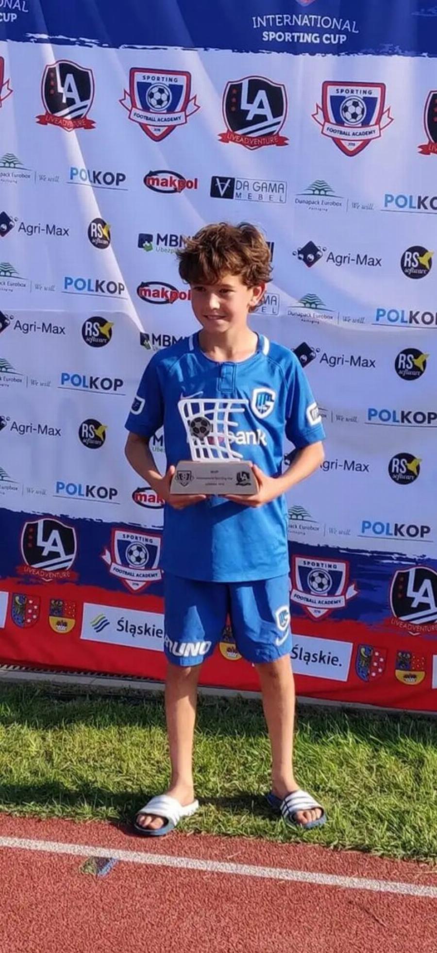 Κωνσταντίνος Καρέτσας: «Από 9 μηνών που περπάτησε είχε πάντα μία μπάλα» λέει η μητέρα του 17χρονου ποδοσφαιριστή