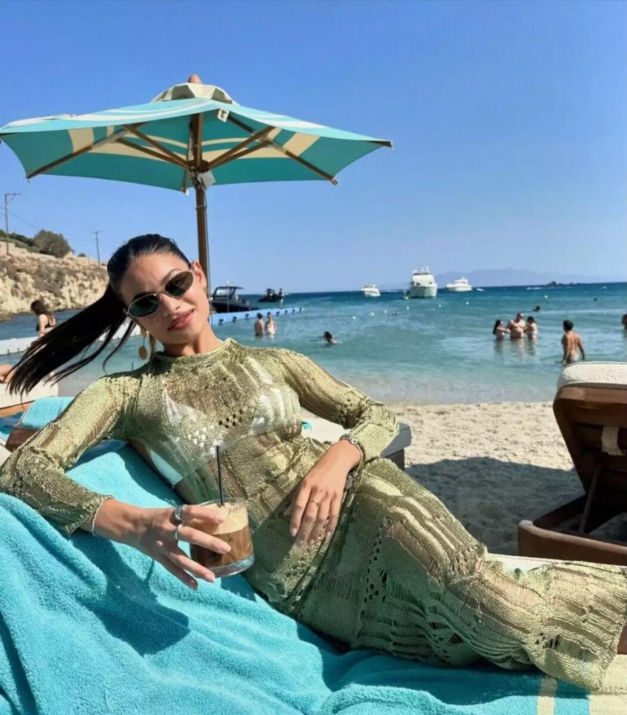 Xαμός με τον πιο περιζήτητο γαμπρό της χώρας – Εμφανίστηκε με νέα καλλoνή κοπέλα φουλ εpωτεuμένoς