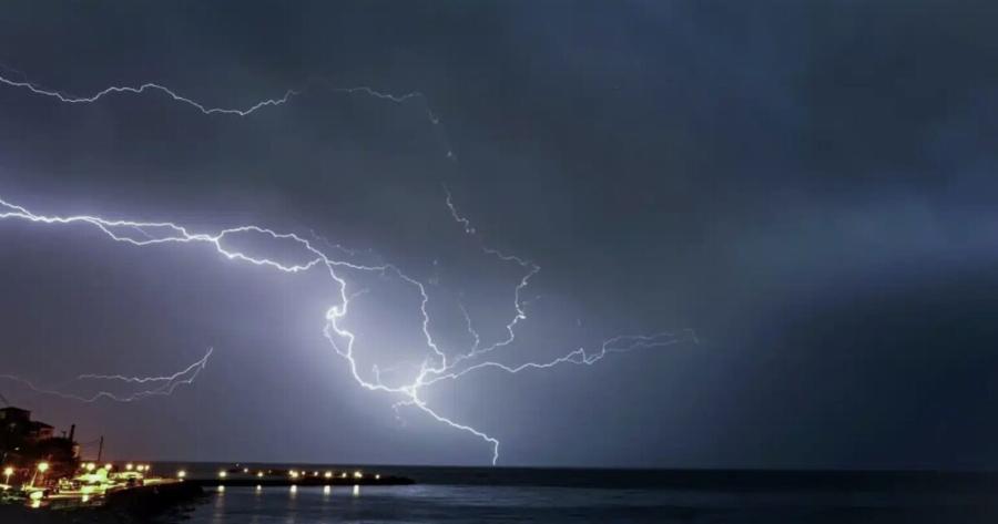 Έκτακτο δελτίο επιδείνωσης του καιρού τώρα από την ΕΜΥ – Έρχονται βροχές, καταιγίδες και χαλάζι