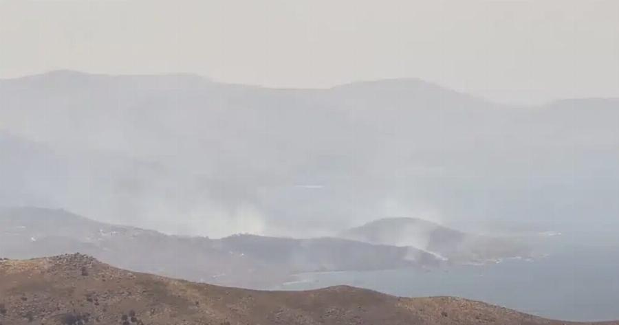 Μεγάλη φωτιά τώρα σε νησί – Σηκώθηκαν εναέρια μέσα