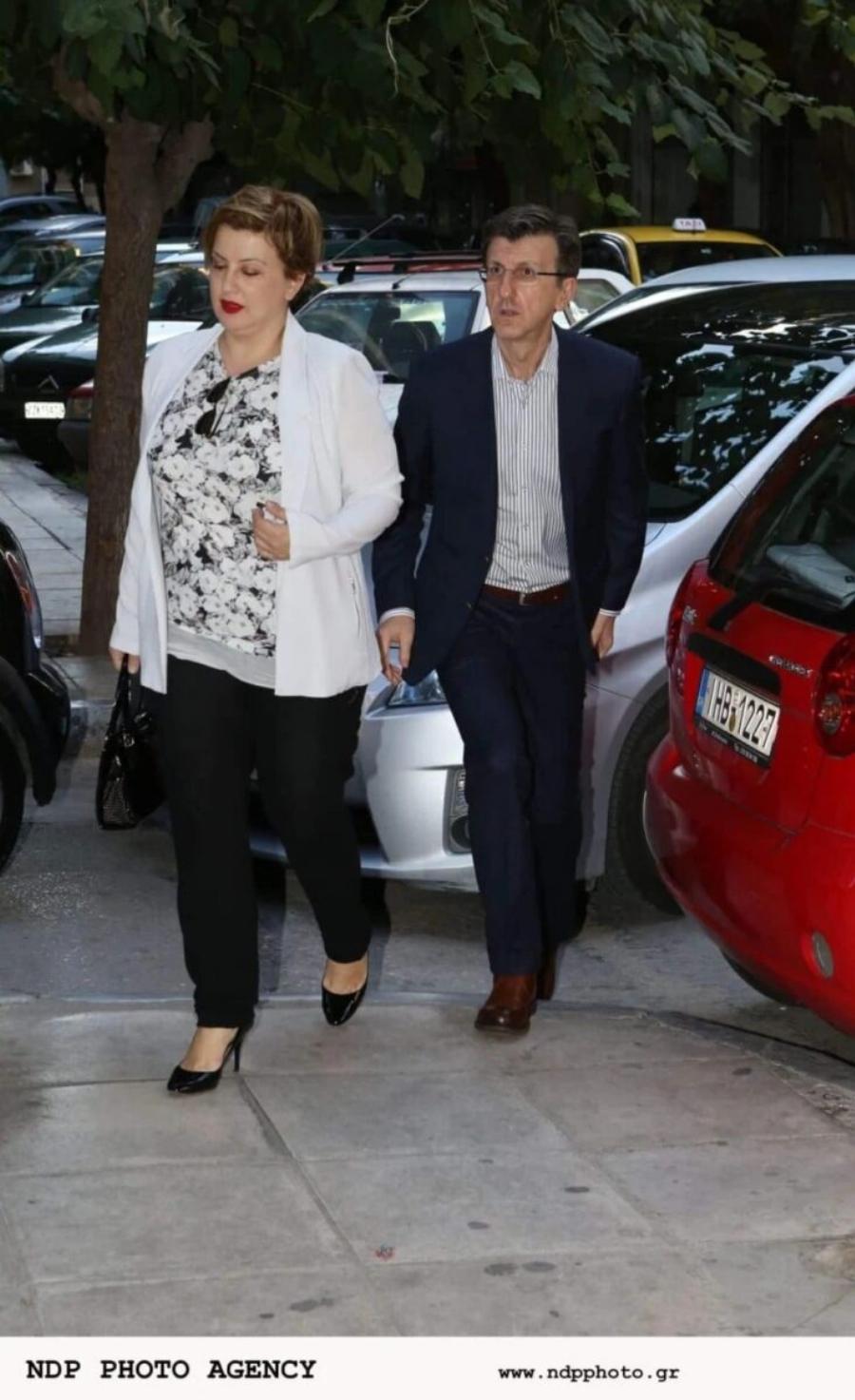 Ξέσπασε ο Άρης Πορτοσάλτε στον «αέρα» του ΣΚΑΪ για τις απειλές κατά της οικογένειάς του