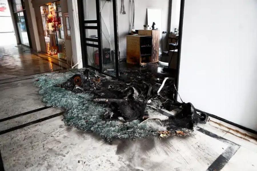 Ισχυρή έκρηξη σε κομμωτήριο