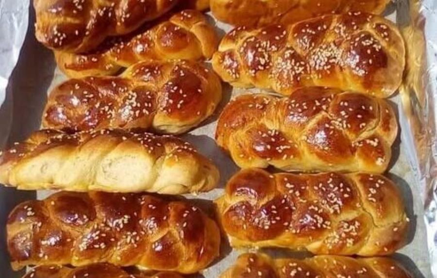 Νηστίσιμα τσουρεκάκια αφράτα και μυρωδάτα – εύκολη συνταγή