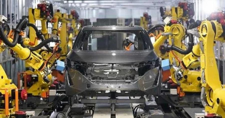 Κατεβάζει ρολά γερμανική αυτοκινητοβιομηχανία – Ποια εταιρεία χρεοκόπησε