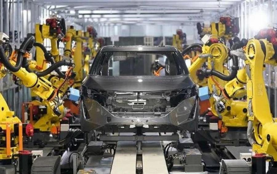 Κατεβάζει ρολά γερμανική αυτοκινητοβιομηχανία – Ποια εταιρεία χρεοκόπησε