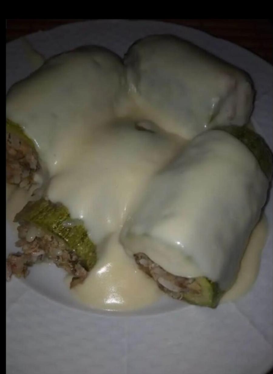 Κολοκυθάκια γεμιστά κατσαρόλας με μπεσαμέλ αυγολέμονο – απίστευτη γεύση