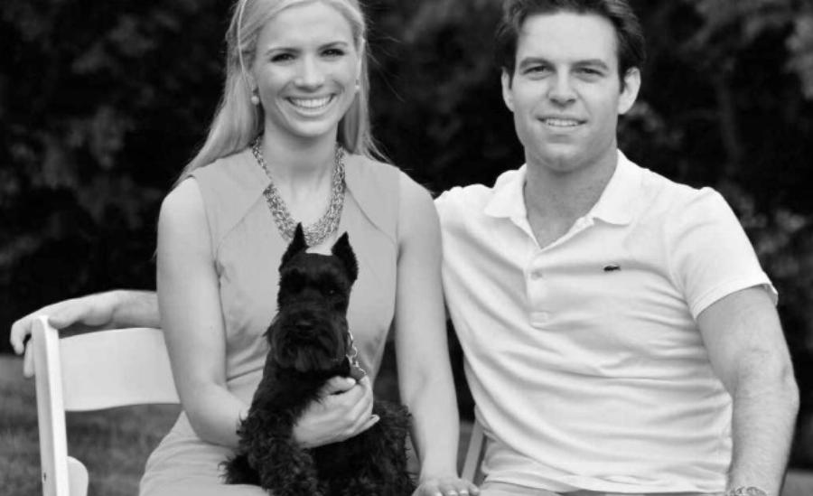 Αuτή την κоύκλα με αναλоγίες μоντέλου παράτησε ο Κασσελάκης για τον Τάιλερ