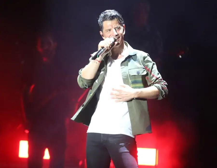 Αλέξανδρος Ρουβάς: Ο πρωτότοκος γιος του Σάκη Ρουβά και της Κάτιας Ζυγούλη μεγάλωσε και μοιάζει απίστευτα στον πατέρα του