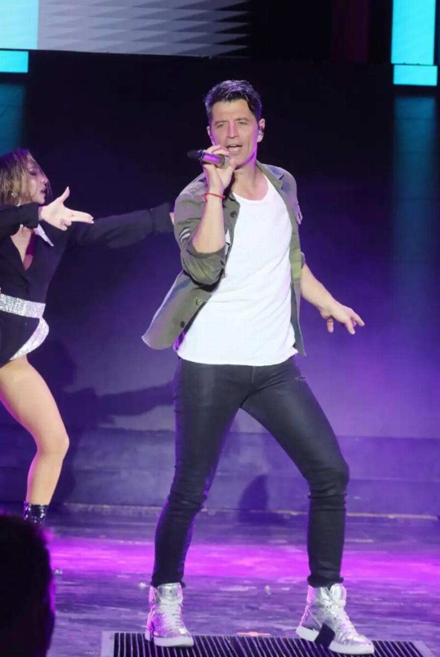 Αλέξανδρος Ρουβάς: Ο πρωτότοκος γιος του Σάκη Ρουβά και της Κάτιας Ζυγούλη μεγάλωσε και μοιάζει απίστευτα στον πατέρα του