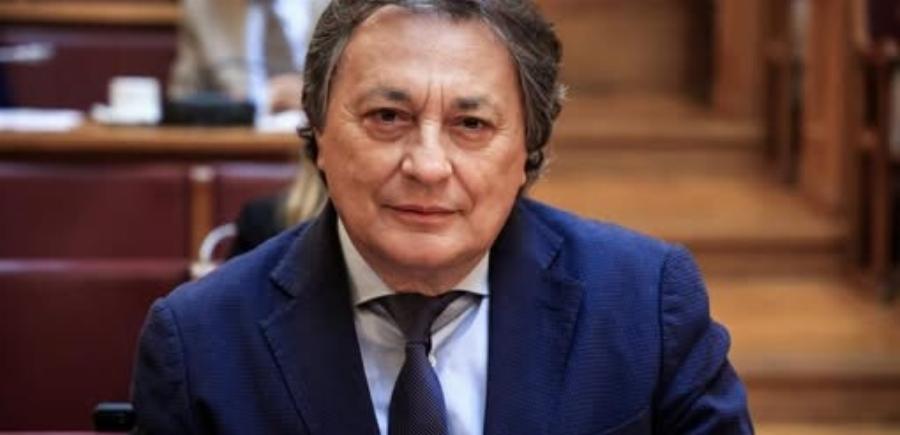 ΕΚΤΑΚΤΟ! ΠΑΡΑΙΤΗΣΗ ΒΟΜΒΑ ΑΠΟ ΕΛΛΗΝΑ ΒΟΥΛΕΥΤΗ