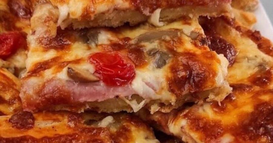 Σπιτική ζύμη πίτσας που θυμίζει ξυλόφουρνο