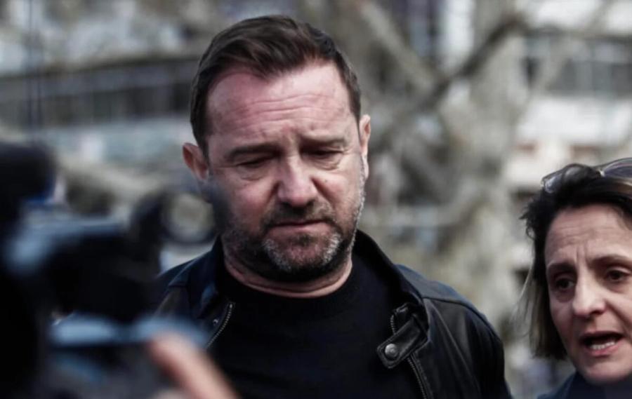 Σάλος με το σκίτσο του Αρκά για τα Τέμπη