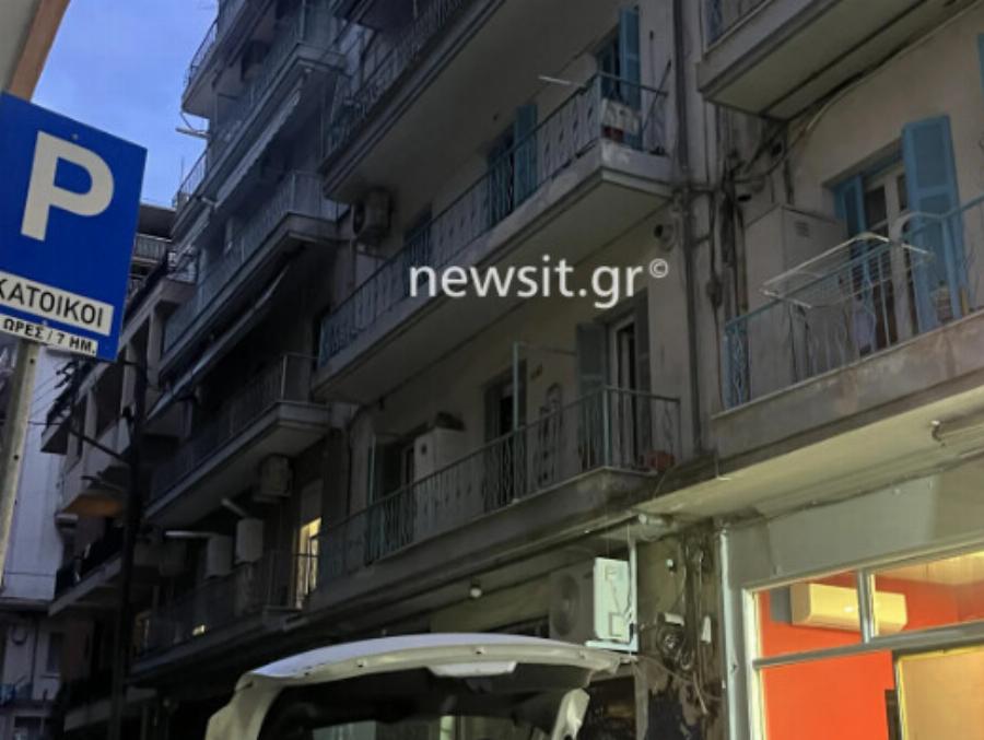 Θεσσαλονίκη: Νεκpή 60χρονη μέσα στο σπίτι της καλυμμένn με κοuβέρτες, σταuρούς και εικόνα της Παναγiας